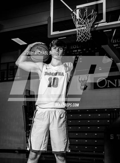 Thumbnail 1 in DeMatha (Preseason Photo Shoot) photogallery.
