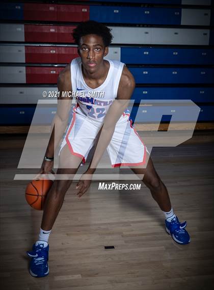 Thumbnail 1 in DeMatha (Preseason Photo Shoot) photogallery.