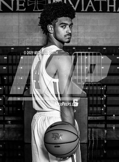 Thumbnail 3 in DeMatha (Preseason Photo Shoot) photogallery.
