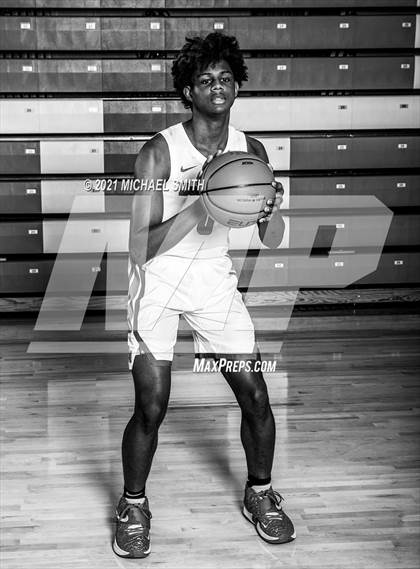 Thumbnail 1 in DeMatha (Preseason Photo Shoot) photogallery.
