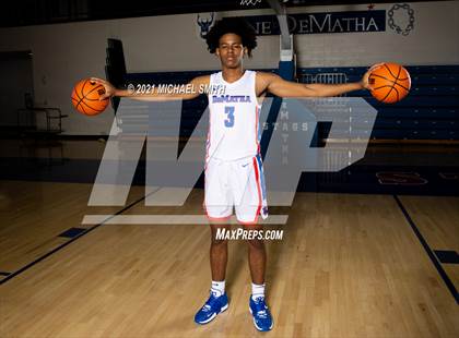 Thumbnail 1 in DeMatha (Preseason Photo Shoot) photogallery.