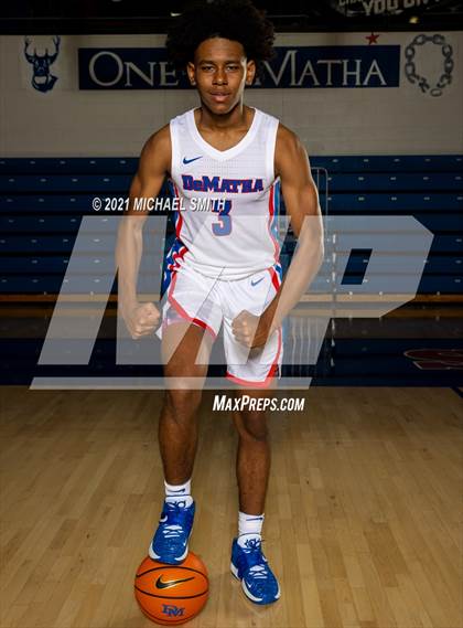 Thumbnail 2 in DeMatha (Preseason Photo Shoot) photogallery.