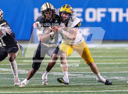 Thumbnail 2 in Swainsboro vs. Prince Avenue Christian (GHSA 1A Division 1 Championship) photogallery.