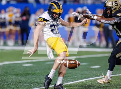 Thumbnail 2 in Swainsboro vs. Prince Avenue Christian (GHSA 1A Division 1 Championship) photogallery.