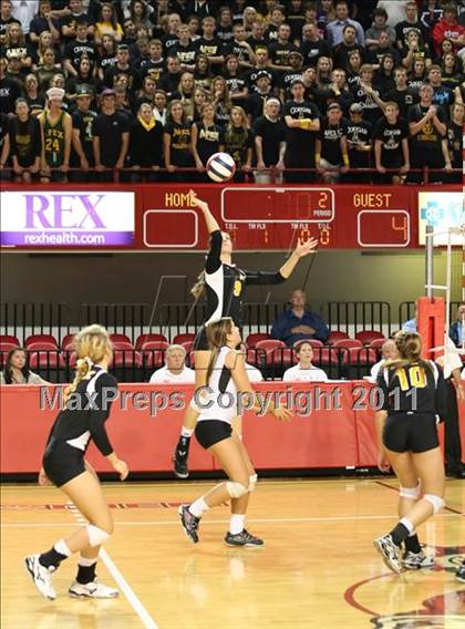 Thumbnail 3 in Apex vs Providence (NCHSAA 4A Final) photogallery.