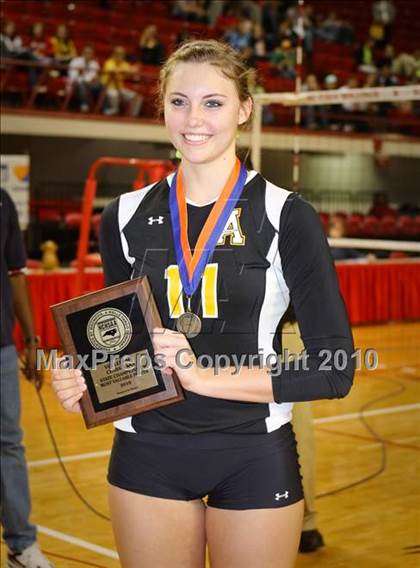 Thumbnail 1 in Apex vs Providence (NCHSAA 4A Final) photogallery.