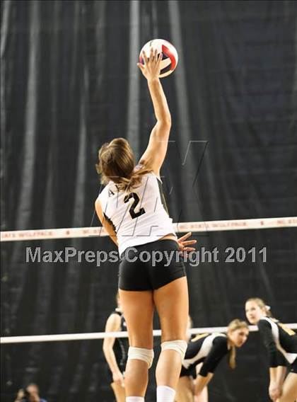 Thumbnail 3 in Apex vs Providence (NCHSAA 4A Final) photogallery.