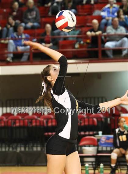 Thumbnail 3 in Apex vs Providence (NCHSAA 4A Final) photogallery.