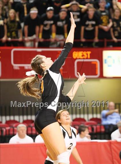 Thumbnail 1 in Apex vs Providence (NCHSAA 4A Final) photogallery.