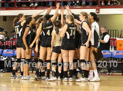 Thumbnail 1 in Apex vs Providence (NCHSAA 4A Final) photogallery.
