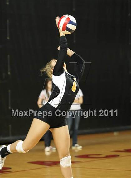 Thumbnail 1 in Apex vs Providence (NCHSAA 4A Final) photogallery.