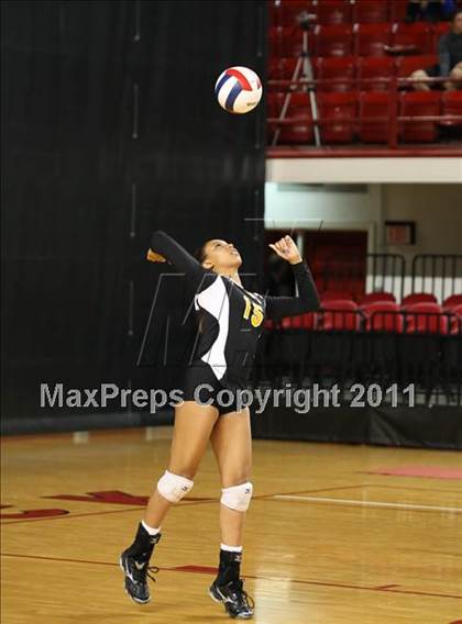 Thumbnail 1 in Apex vs Providence (NCHSAA 4A Final) photogallery.