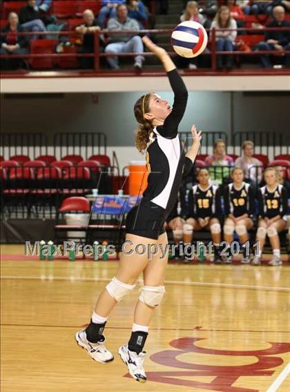 Thumbnail 3 in Apex vs Providence (NCHSAA 4A Final) photogallery.