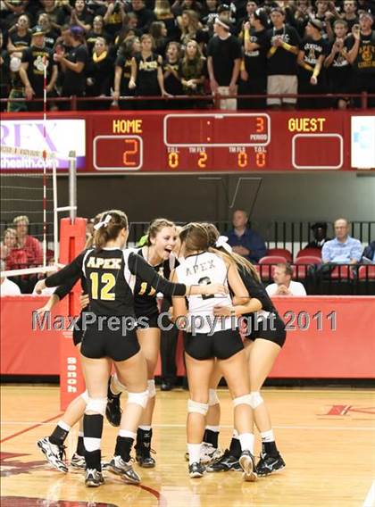 Thumbnail 1 in Apex vs Providence (NCHSAA 4A Final) photogallery.