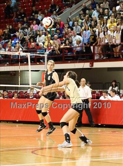 Thumbnail 2 in Apex vs Providence (NCHSAA 4A Final) photogallery.