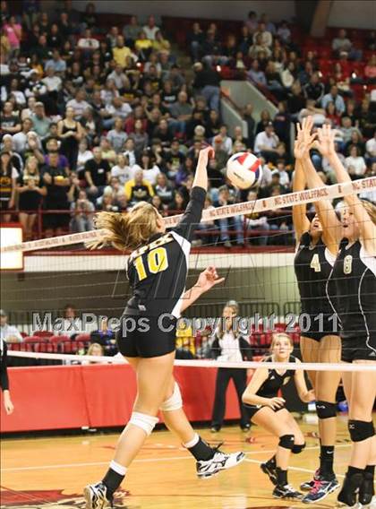 Thumbnail 3 in Apex vs Providence (NCHSAA 4A Final) photogallery.