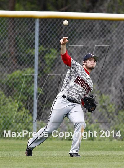Thumbnail 3 in Houston vs. Collierville photogallery.