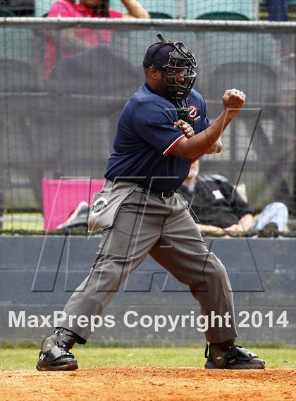 Thumbnail 2 in Houston vs. Collierville photogallery.