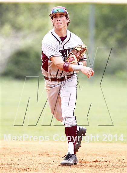 Thumbnail 2 in Houston vs. Collierville photogallery.