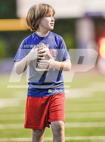 Thumbnail 3 in Deerfield-Windsor @ Strong Rock Christian photogallery.