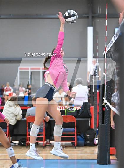 Thumbnail 1 in Salpointe Catholic vs. Vista Murrieta (Nike TOC Southwest) photogallery.