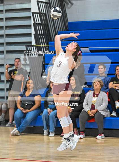 Thumbnail 2 in Salpointe Catholic vs. Vista Murrieta (Nike TOC Southwest) photogallery.