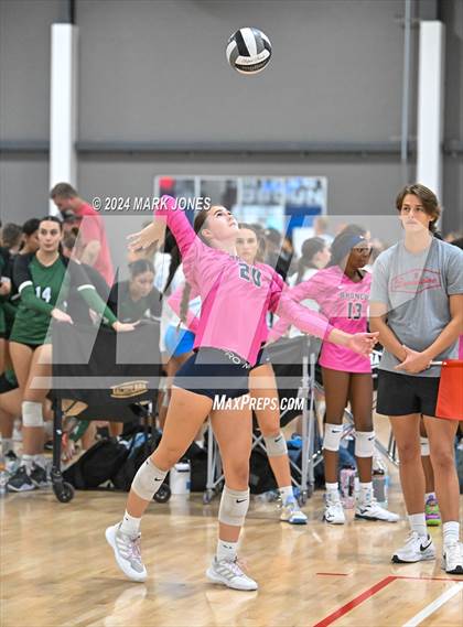 Thumbnail 3 in Salpointe Catholic vs. Vista Murrieta (Nike TOC Southwest) photogallery.