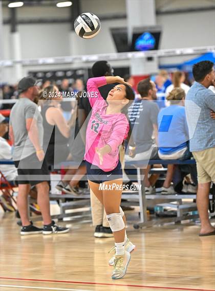 Thumbnail 1 in Salpointe Catholic vs. Vista Murrieta (Nike TOC Southwest) photogallery.