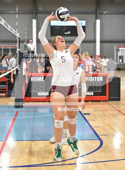 Thumbnail 1 in Salpointe Catholic vs. Vista Murrieta (Nike TOC Southwest) photogallery.