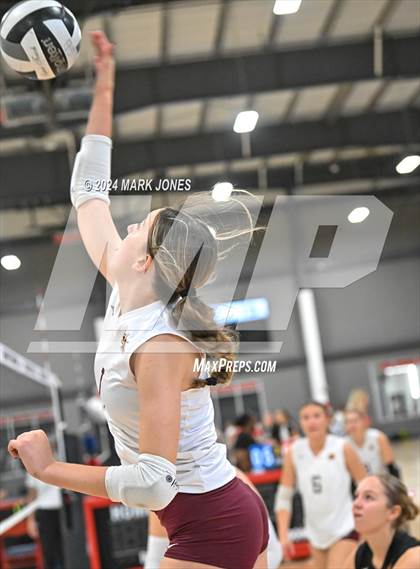 Thumbnail 2 in Salpointe Catholic vs. Vista Murrieta (Nike TOC Southwest) photogallery.