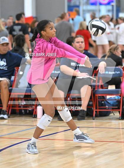 Thumbnail 2 in Salpointe Catholic vs. Vista Murrieta (Nike TOC Southwest) photogallery.
