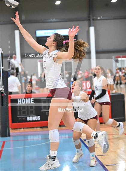 Thumbnail 2 in Salpointe Catholic vs. Vista Murrieta (Nike TOC Southwest) photogallery.