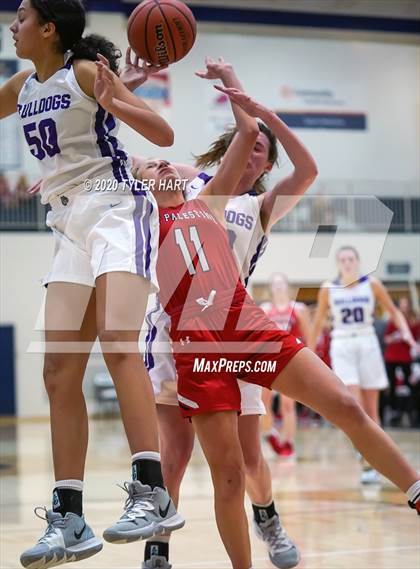 Thumbnail 2 in New Palestine vs. Brownsburg (IHSAA 4A Fourth Round Playoff) photogallery.