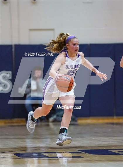 Thumbnail 2 in New Palestine vs. Brownsburg (IHSAA 4A Fourth Round Playoff) photogallery.
