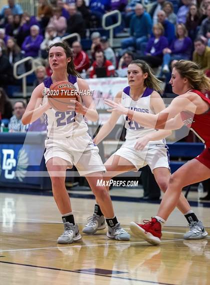 Thumbnail 1 in New Palestine vs. Brownsburg (IHSAA 4A Fourth Round Playoff) photogallery.