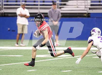 Thumbnail 3 in Lake Travis vs Weslaco (UIL 6A Regional Playoff) photogallery.