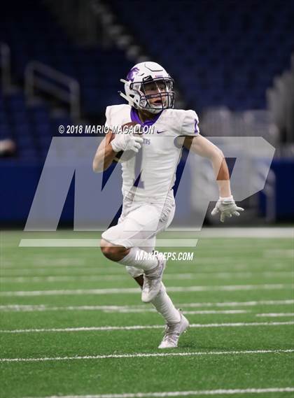 Thumbnail 1 in Lake Travis vs Weslaco (UIL 6A Regional Playoff) photogallery.