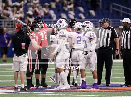 Thumbnail 1 in Lake Travis vs Weslaco (UIL 6A Regional Playoff) photogallery.
