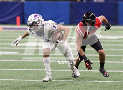 Thumbnail 2 in Lake Travis vs Weslaco (UIL 6A Regional Playoff) photogallery.