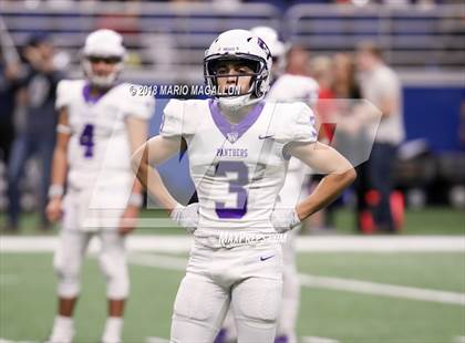 Thumbnail 3 in Lake Travis vs Weslaco (UIL 6A Regional Playoff) photogallery.