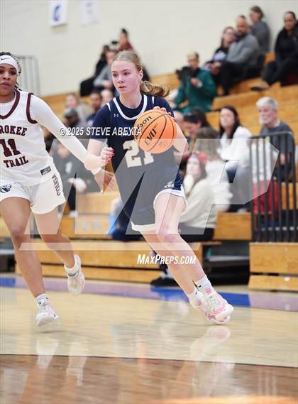 Thumbnail 3 in Mullen vs Cherokee Trail (Grandview High School) photogallery.