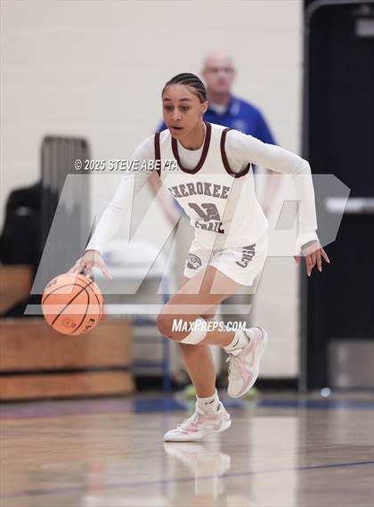 Thumbnail 3 in Mullen vs Cherokee Trail (Grandview High School) photogallery.