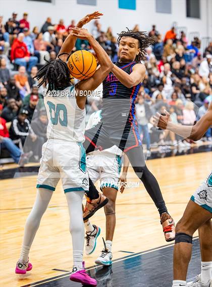 Thumbnail 3 in Atlantic Collegiate Academy vs Mullins (SCHSL 2A Round 3) photogallery.