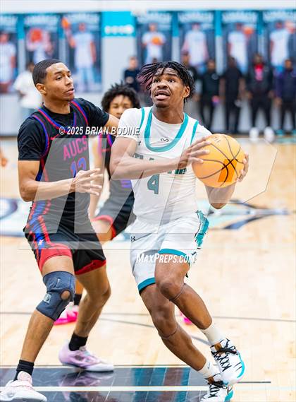 Thumbnail 2 in Atlantic Collegiate Academy vs Mullins (SCHSL 2A Round 3) photogallery.