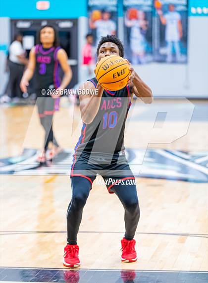 Thumbnail 3 in Atlantic Collegiate Academy vs Mullins (SCHSL 2A Round 3) photogallery.