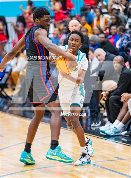 Thumbnail 3 in Atlantic Collegiate Academy vs Mullins (SCHSL 2A Round 3) photogallery.