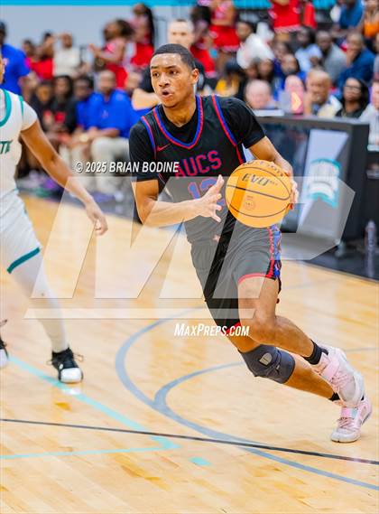 Thumbnail 2 in Atlantic Collegiate Academy vs Mullins (SCHSL 2A Round 3) photogallery.