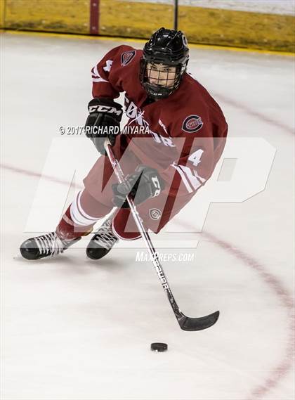 Thumbnail 3 in Bedford vs Concord (NHIAA D1 Final) photogallery.