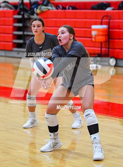 Thumbnail 3 in East Bernard vs Bellville (Scrimmage) photogallery.