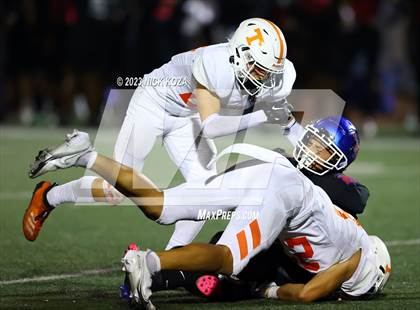 Thumbnail 3 in Timpview vs. Los Alamitos photogallery.